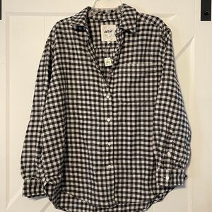 Aerie Black and White Checkered Button Down Shirt